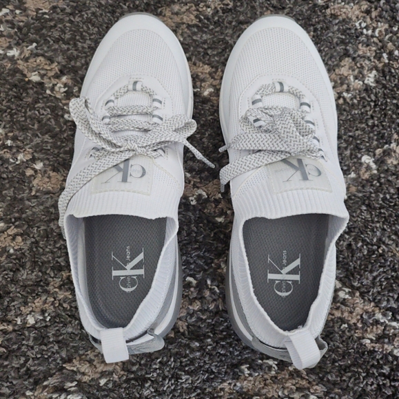 Calvin Klein NWB - Picture 1 of 8